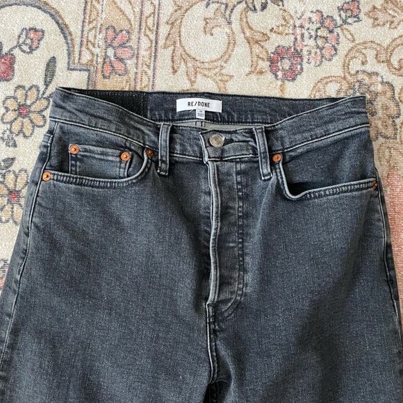 Re/Done Straight Crop Denim - Picture 2 of 7